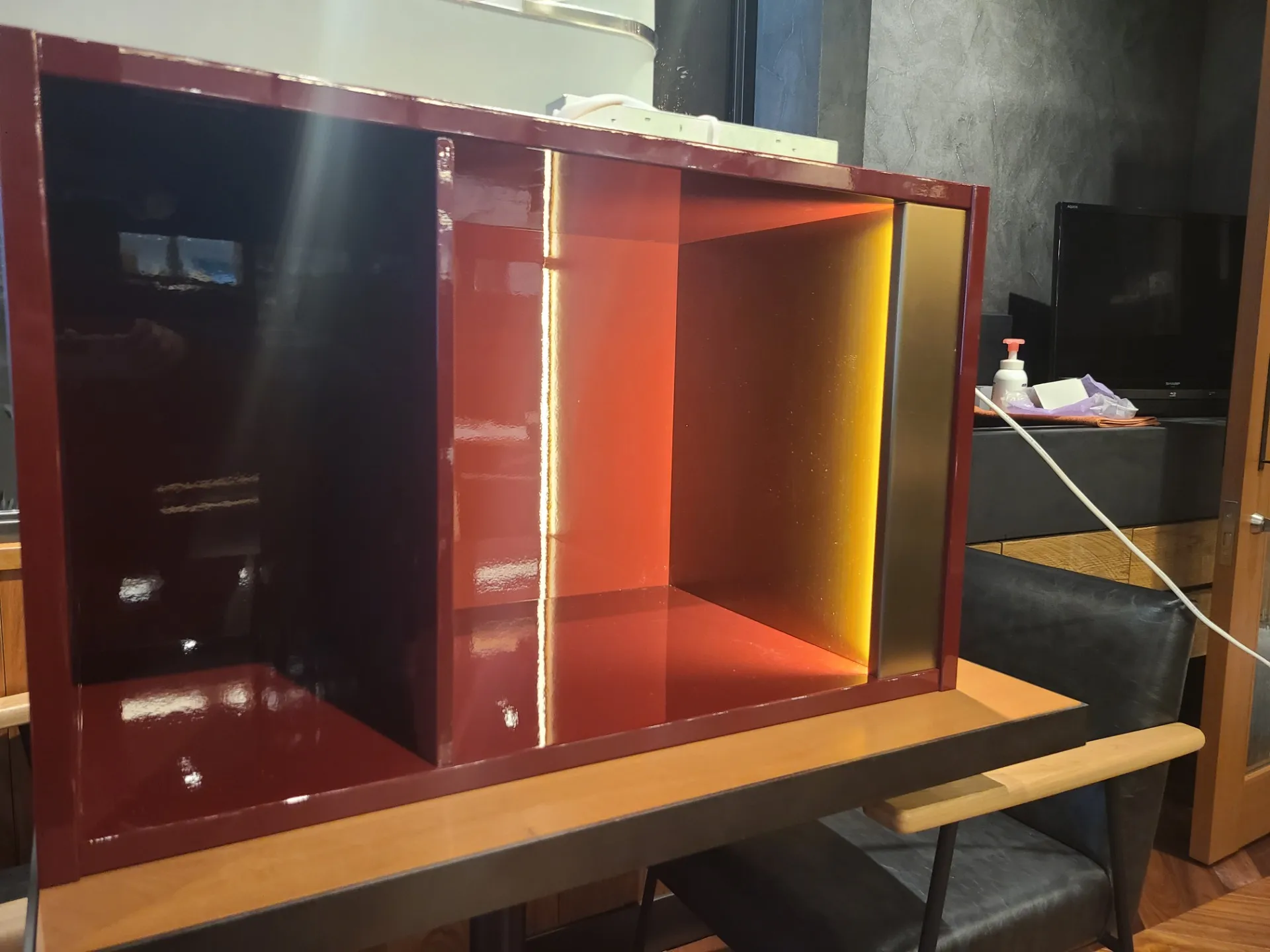 未経験から始める!葛飾区の家具工房で職人技を身につける方法